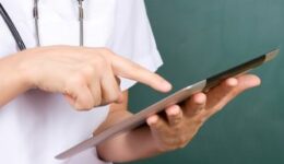 The Benefits of Utilizing Social Media in the Health Industry